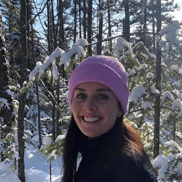 Meet your Posher, Melanie - Picture 1 of 1